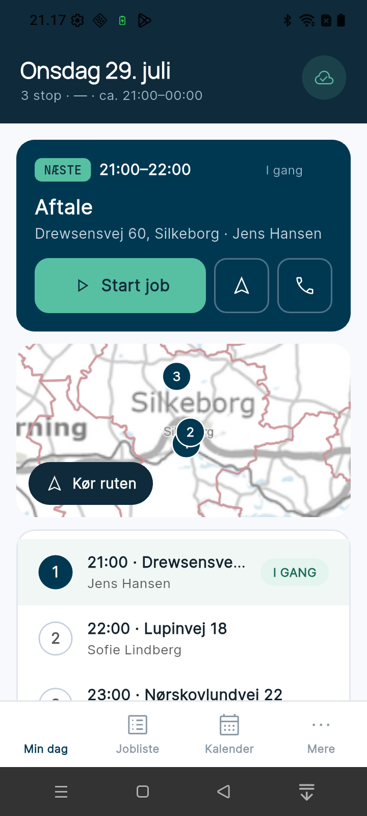 Connectives auf dem Smartphone: Mein Tag mit dem nächsten Besuch, Navigation und heutigen Stopps auf der Karte